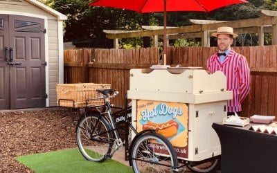Hot dog tricycle service 
