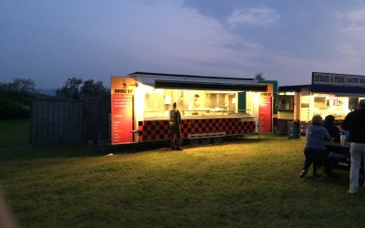 Mobile catering outlet 