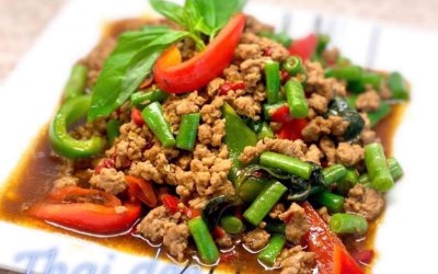Kapow mince pork chili basil hot and spicy 