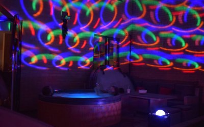 Hot tub with party speaker and lights 