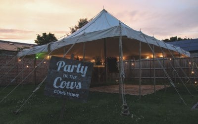 Pole Marquee and Bar, Tent