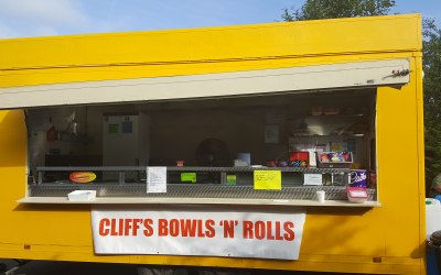 Cliff's Bowls n Rolls