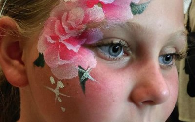 JuliaArts onestroke roses face painting