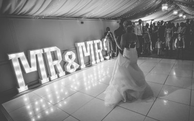 Wedding Light Up 4ft Mr and Mrs Letters