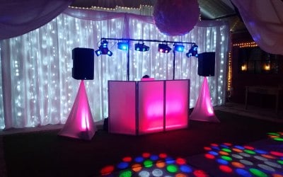 Star-lit Wedding Backdrops for the ultimate WOW factor