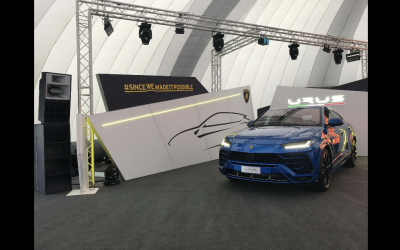 Lamborghini URUS Launch, Full Production and LED Screen