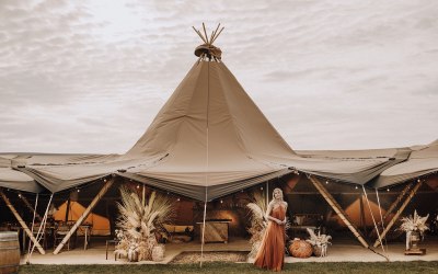 Festival weddings in Sussex, Surrey, Hampshire and Kent 
