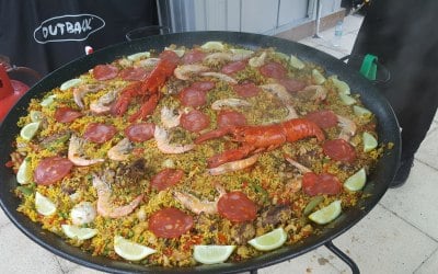 Paella will serve 100 guests 