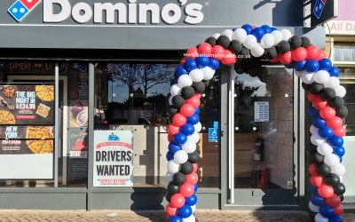 Spiral balloon arch for Domino's