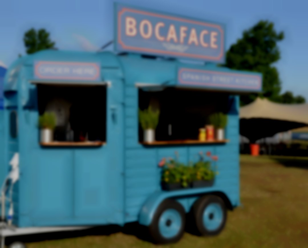A real head turner and talking point at any event our beautifully restored horse box kitchen can be taken just about anywhere and will even fit onto a driveway to give garden parties and events an exciting focal point. Our beautifully restored horsebox kitchen.