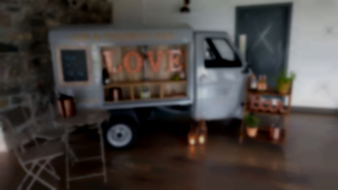 Juniper, our mini mobile bar in a TukTuk Gin & Prosecco van with bubbly on tap in Scotland