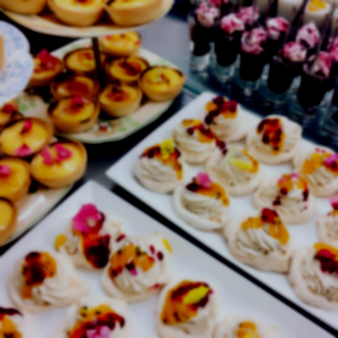 Passion Fruit Pavlovas, Lemon Tarts & Chocolate Mousse Shots Passion Fruit Pavlovas, Lemon Tarts & Chocolate Mousse Shots