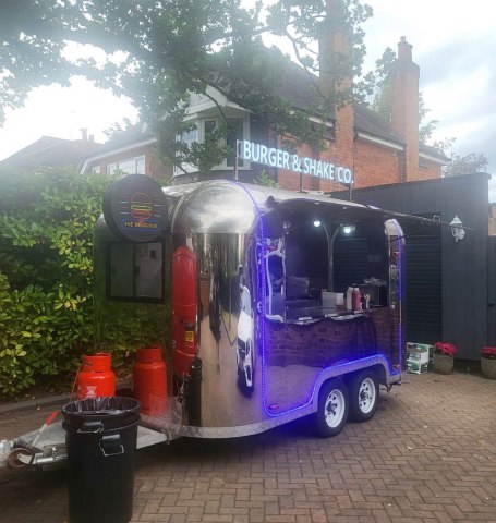 Delicious Burgers N Shake's