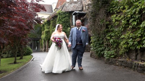 wedding-highlights.00-03-26-38.still005.jpg