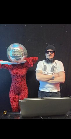 screenshot-20260223-211312-gallery.jpg-eyeballpaul.jpg