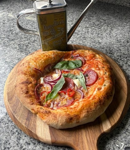 pizza-board-oil.jpg