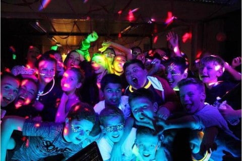 childrens-disco-638020382763190689.jpg