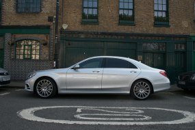 Pinnacle Chauffeur Transport Luxury Car Hire Profile 1