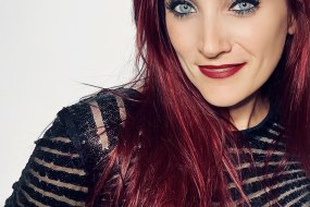 Miss Queen Bee Hire Jazz Singer Profile 1