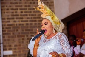 Yeyeorin Aderonke and Evergreen Amazing Melody Wedding Band Hire Profile 1