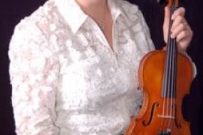 Hayley Howe Classical Musician Hire Profile 1