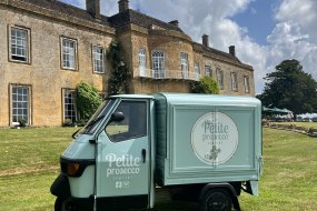 The Petite Prosecco Company Prosecco Van
Hire Profile 1