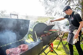 Smoking Embers Ltd BBQ
Catering Profile 1