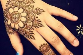 Henna tattoo by H