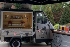 Fancy Flutes Mobile Gin Bar Hire Profile 1