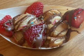 Katies Fab Faces Waffle Caterers Profile 1