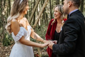Sarah Holliday Celebrant Celebrant
Hire Profile 1