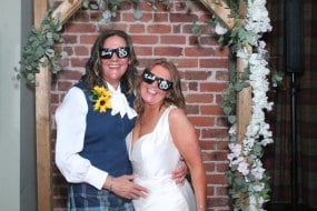 Sandys Creations UK Magic Mirror Hire Profile 1