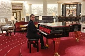DJ Grooves Hire Professional Pianists Near You Profile 1