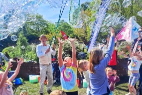 Bigbubbleman Children's Party Entertainers Profile 1