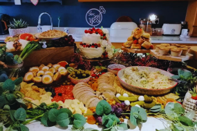 Neighbourhood Catering Event
Catering Profile 1