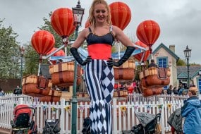 AM Entertainment Stilt Walkers Profile 1