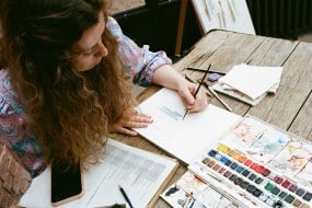 Holly Jones Creative Live Event Painter Profile 1