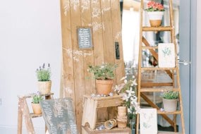 The Vintage House That Could Event
Styling Profile 1