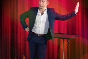 AdamHeppenstall - Simply Stunning Magic Comedian
Hire Profile 1