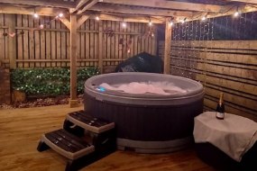 Hot Tubs For Hire Scotland undefined Profile 1