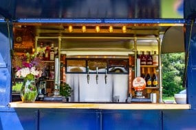 The Little Barn Bar Prosecco Van
Hire Profile 1