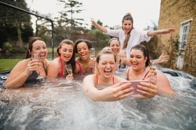 Cornwall Hot Tub Hire undefined Profile 1