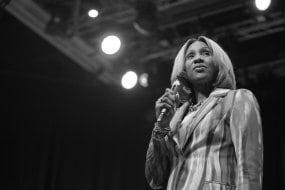 Cher Ami Hire a Portrait Photographer Profile 1