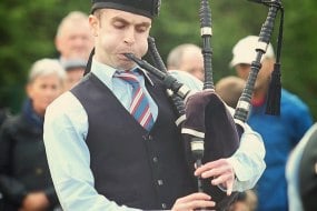 Tom Cowan - Bagpiper Bagpipers for Hire Profile 1