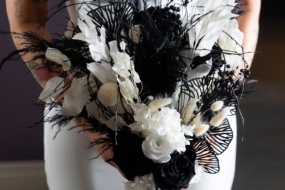 Blooming Lovely Wedding Flowers Profile 1