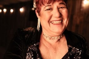 D-M Live Party
Entertainers Profile 1