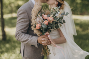 Julie Lewis Celebrant Services Wedding Celebrant Hire Profile 1