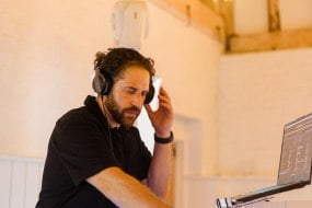 DJ Eren Audio Guestbook Hire Profile 1
