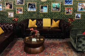 Jenny Bird Event
Styling Profile 1