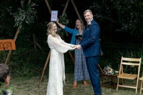 Kate Rostance Wedding Celebrant Wedding Celebrant Hire Profile 1